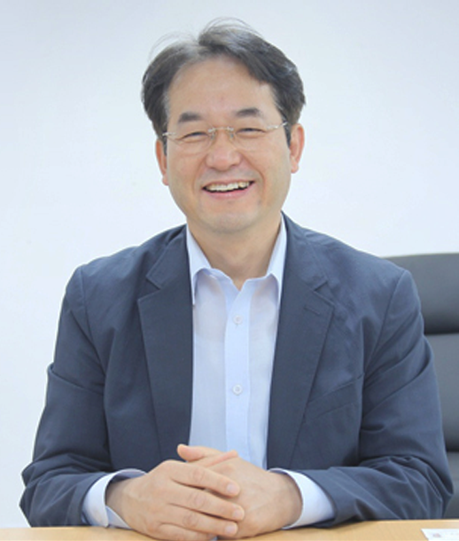 이동환 이사장 사진